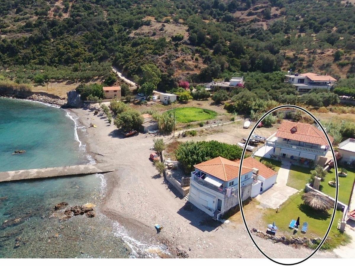 House Just On The Beach -Included 2 Canoe, 2 Bicycles Ravdhoúkha Dış mekan fotoğraf